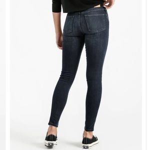 Duer Mid Rise Skinny Denim - Color: Equinox 27 X 28